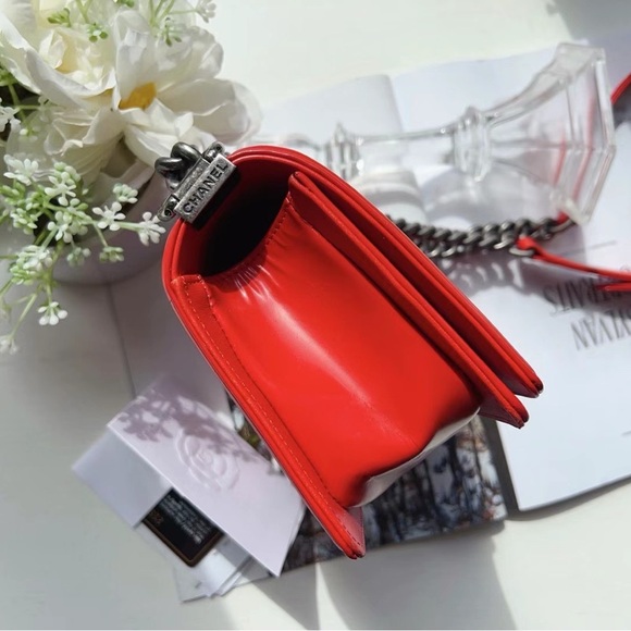 Chanel Reverso Boy Flap Bag Glazed Calfskin Small - Picture 2 of 5